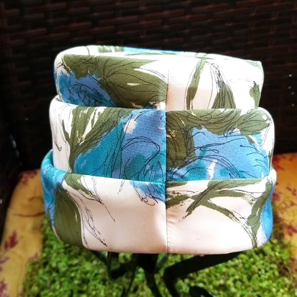 50's Whimsical Turq Stacked Layer Birthday Cake Floral Cloche Gorg Hat EUVC ooak - Picture 15 of 15